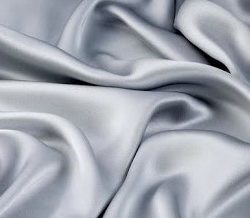Differences between satin and silk nightgowns